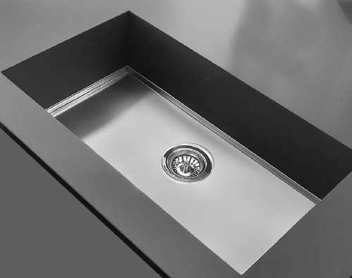 Undermount sink